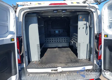 2017 Ford Transit-250 z USA, uszkodzony, nr VIN 1FTYR1YM3HKA91044